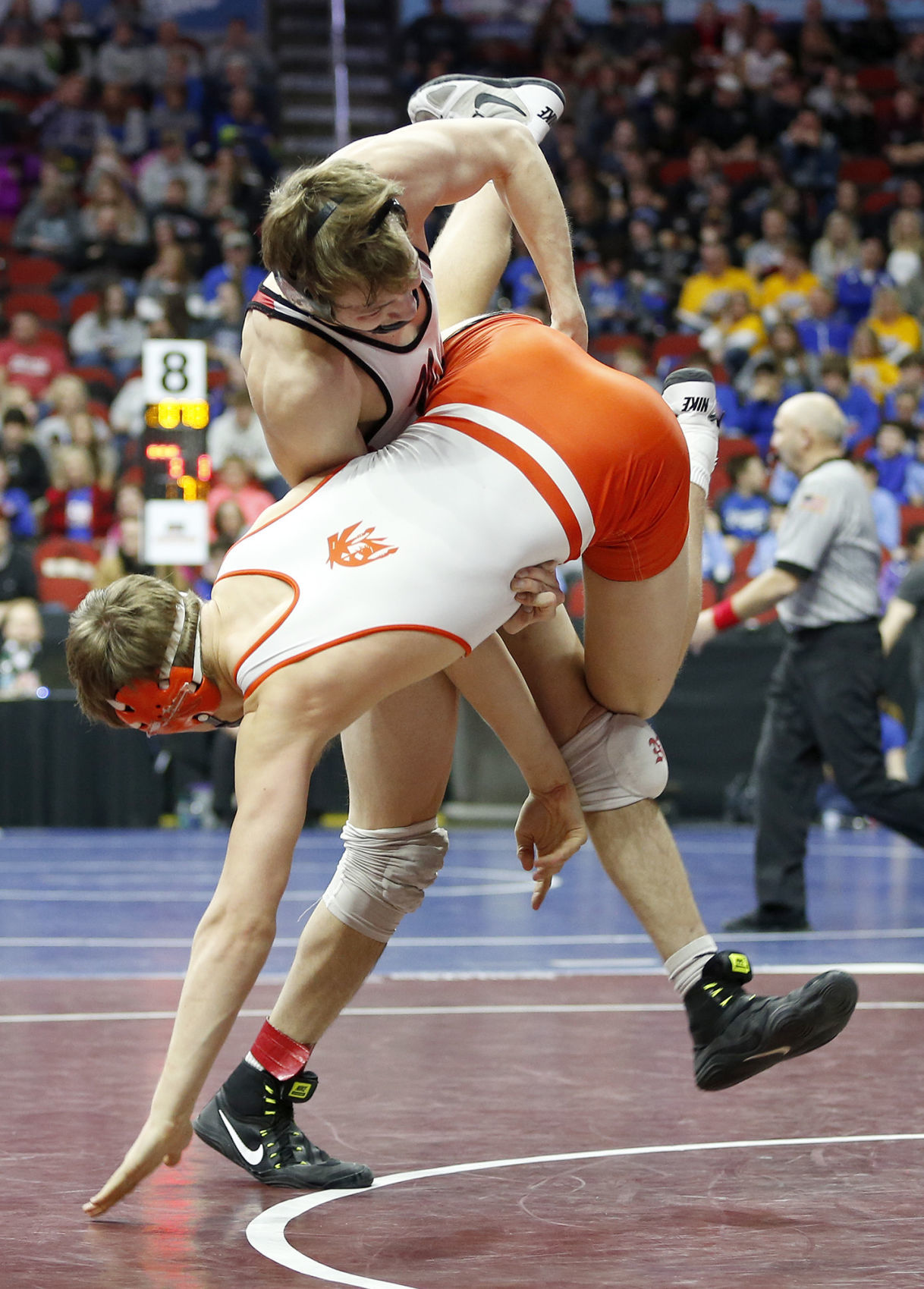 021518bp-state-wrestle-2a-11